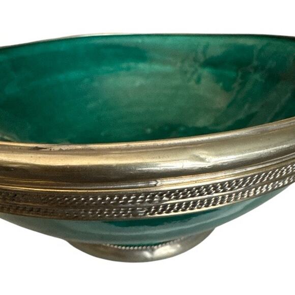 Vintage Green Silver Trimmed Moroccan SAFI Serving Bowl - Picture 7 of 10
